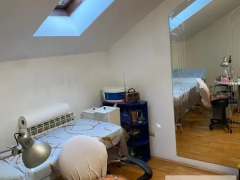 Prodaja, četvorosoban stan, 104m², Zemun Centar, Zemun Sve Podlokacije - image 8
