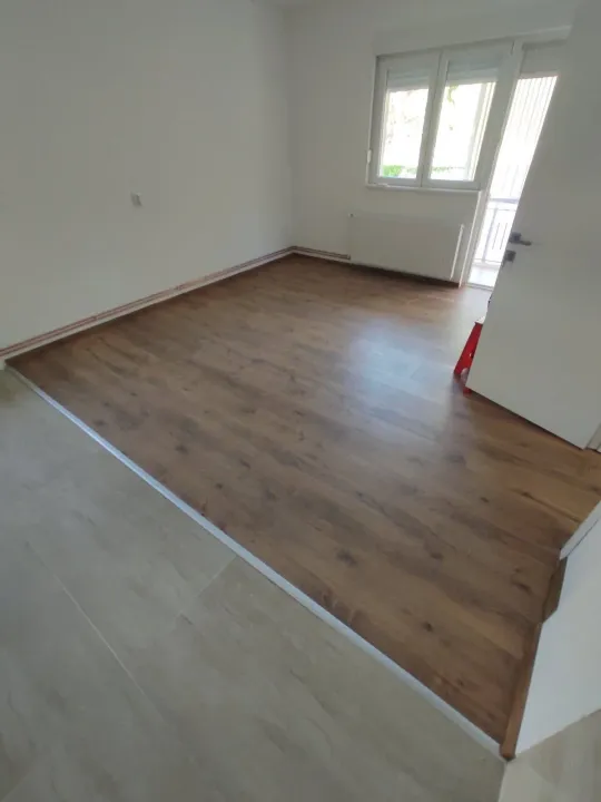 Prodaja, dvosoban stan, 70m², Medijana, Niš
