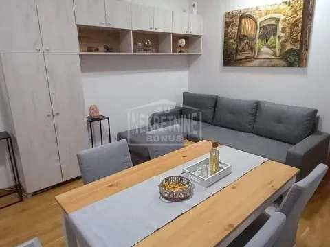 Prodaja, jednosoban stan, 32m², Centar, Zlatibor - image 4