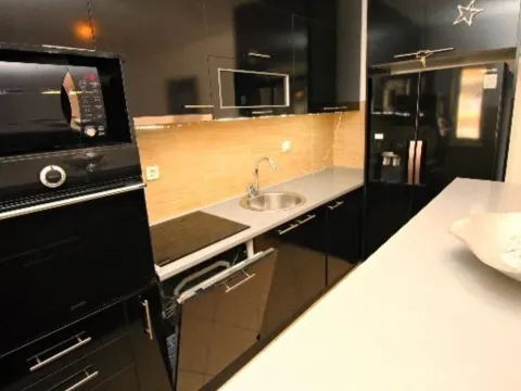 Rent, three bedroom apartment, 73m², Rozino, Budva - image 2