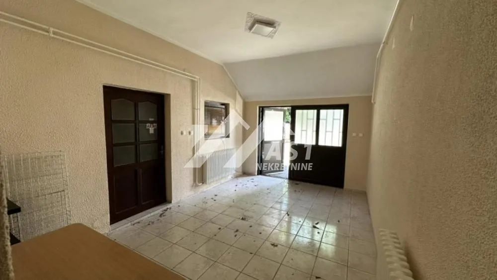 Rent, office space, 18m², Salajka, Novi Sad Sve Podlokacije