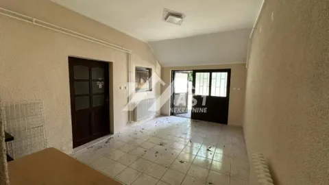 Rent, office space, 18m², Salajka, Novi Sad Sve Podlokacije - image 2