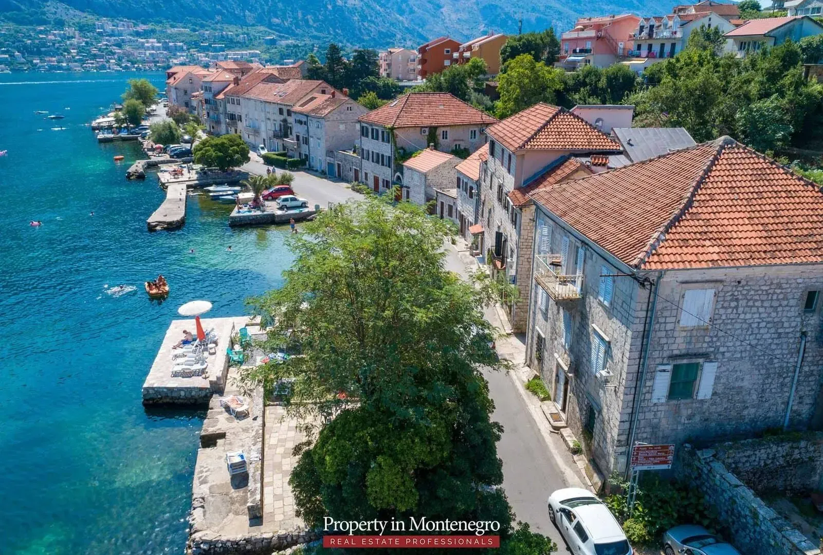 Prodaja, kuća, 321m², Prčanj, Kotor