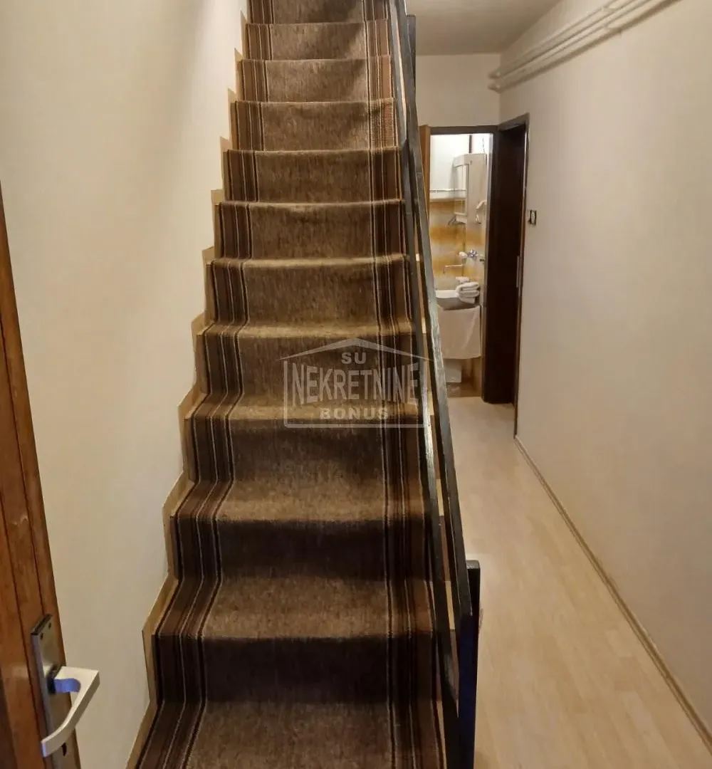 Prodaja, kuća, 190m², Novo Selo, Subotica