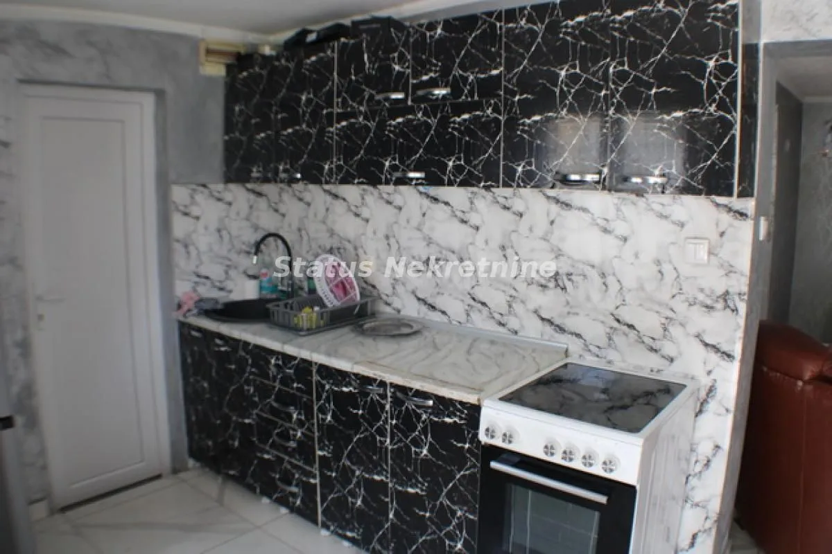 Prodaja, kuća, 110m², Slana Bara, Novi Sad Sve Podlokacije