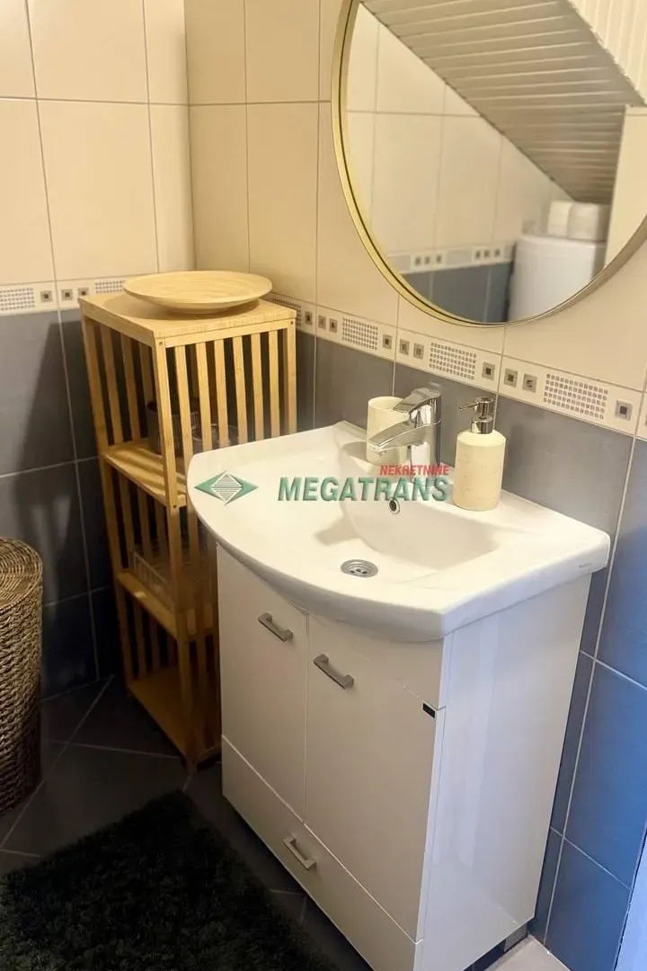 Rent, two bedroom apartment, 55m², Vračar Sve Podlokacije, Beograd
