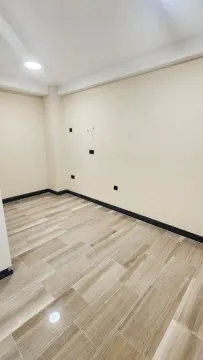 Izdavanje, trosoban stan, 111m², Vezirov Most, Podgorica - image 3