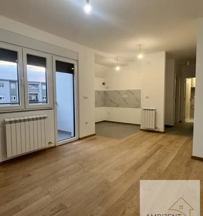 Prodaja, jednosoban stan, 40m², Surčin, Beograd