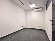 Izdavanje, poslovni prostor, 77m², Centar, Podgorica - image 8