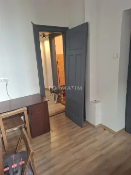 Rent, three bedroom apartment, 72m², Vračar Centar, Vračar Sve Podlokacije - image 9