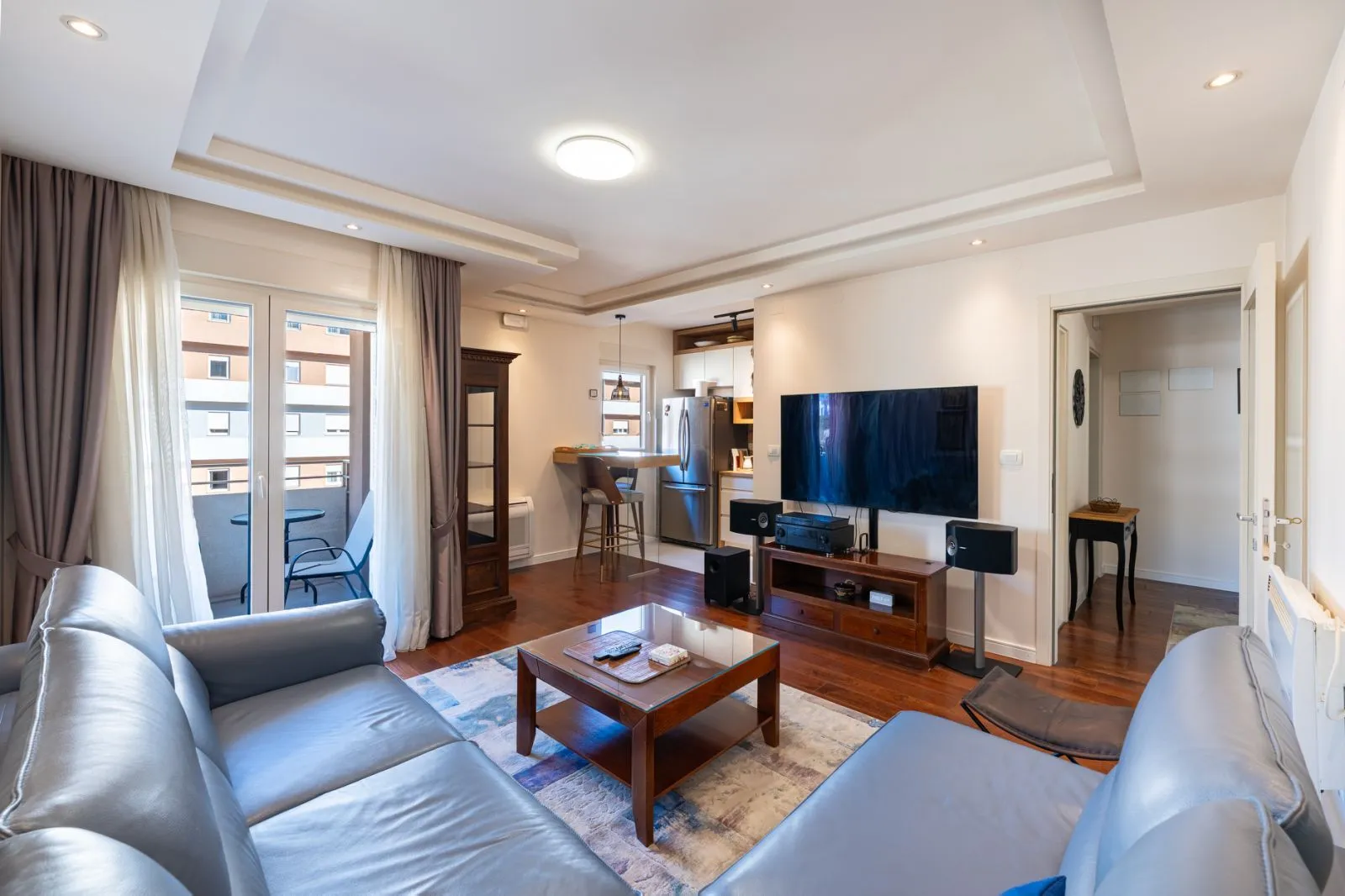 Rent, apartment, 68m², Central Point, Podgorica