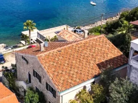 Sale, three bedroom apartment, 111m², Krašići, Tivat - image 1