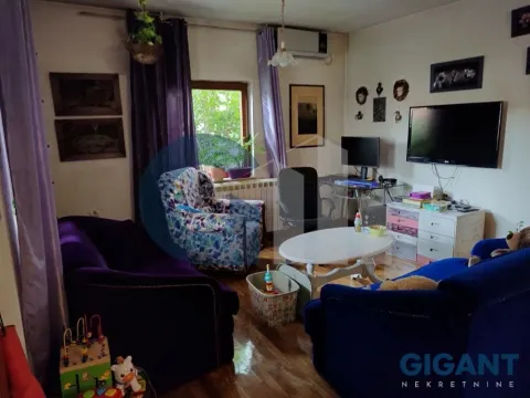 Sale, house, 235m², Šumice, Beograd - image 3