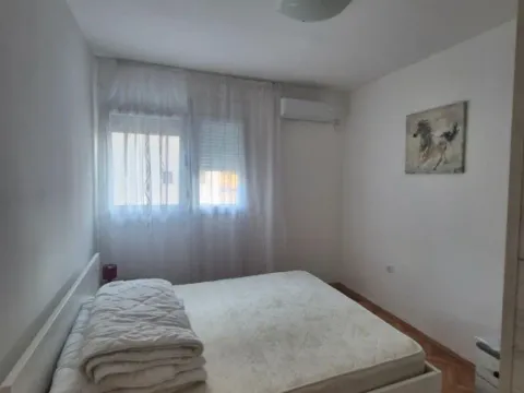 Izdavanje, dvosoban stan, 80m², Seljanovo, Tivat - image 9