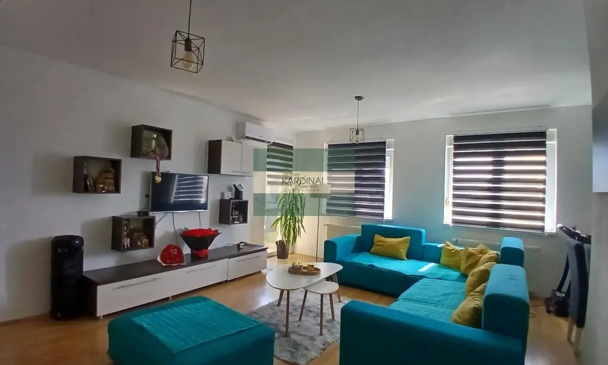 Sale, three bedroom apartment, 79m², Centar, Jagodina