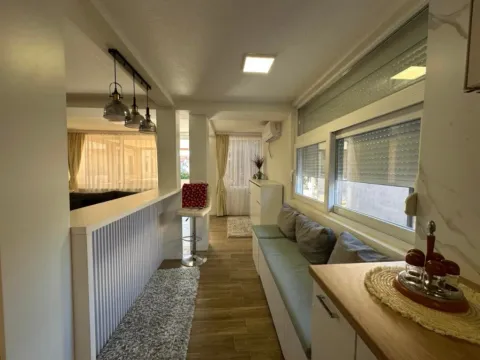 Izdavanje, dvosoban stan, 120m², Stari Aerodrom, Podgorica - image 7