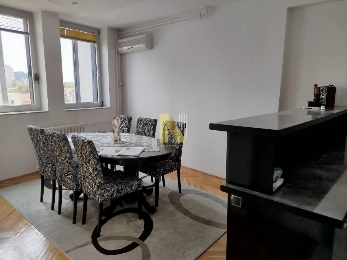Prodaja, trosoban stan, 101m², Bulevar Oslobodjenja, Novi Sad Sve Podlokacije