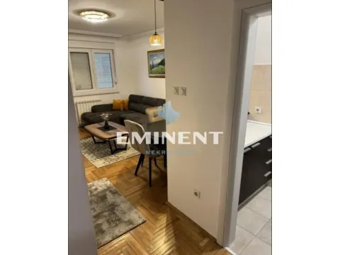Rent, two bedroom apartment, 43m², Palilula Sve Podlokacije, Beograd - image 2