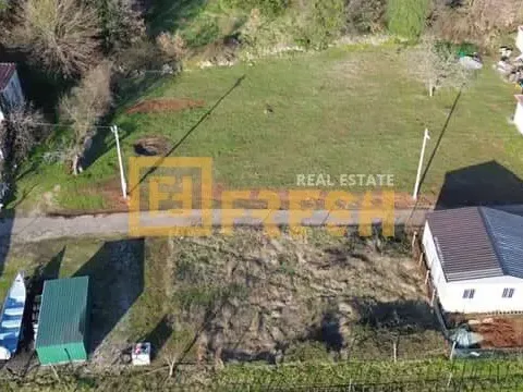 Zemljište in Farmaci