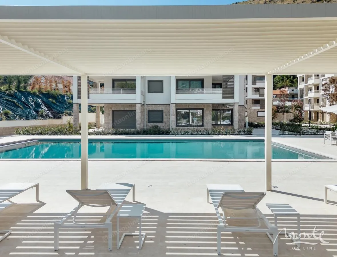 Prodaja, jednosoban stan, 65m², Herceg Novi, Crna Gora