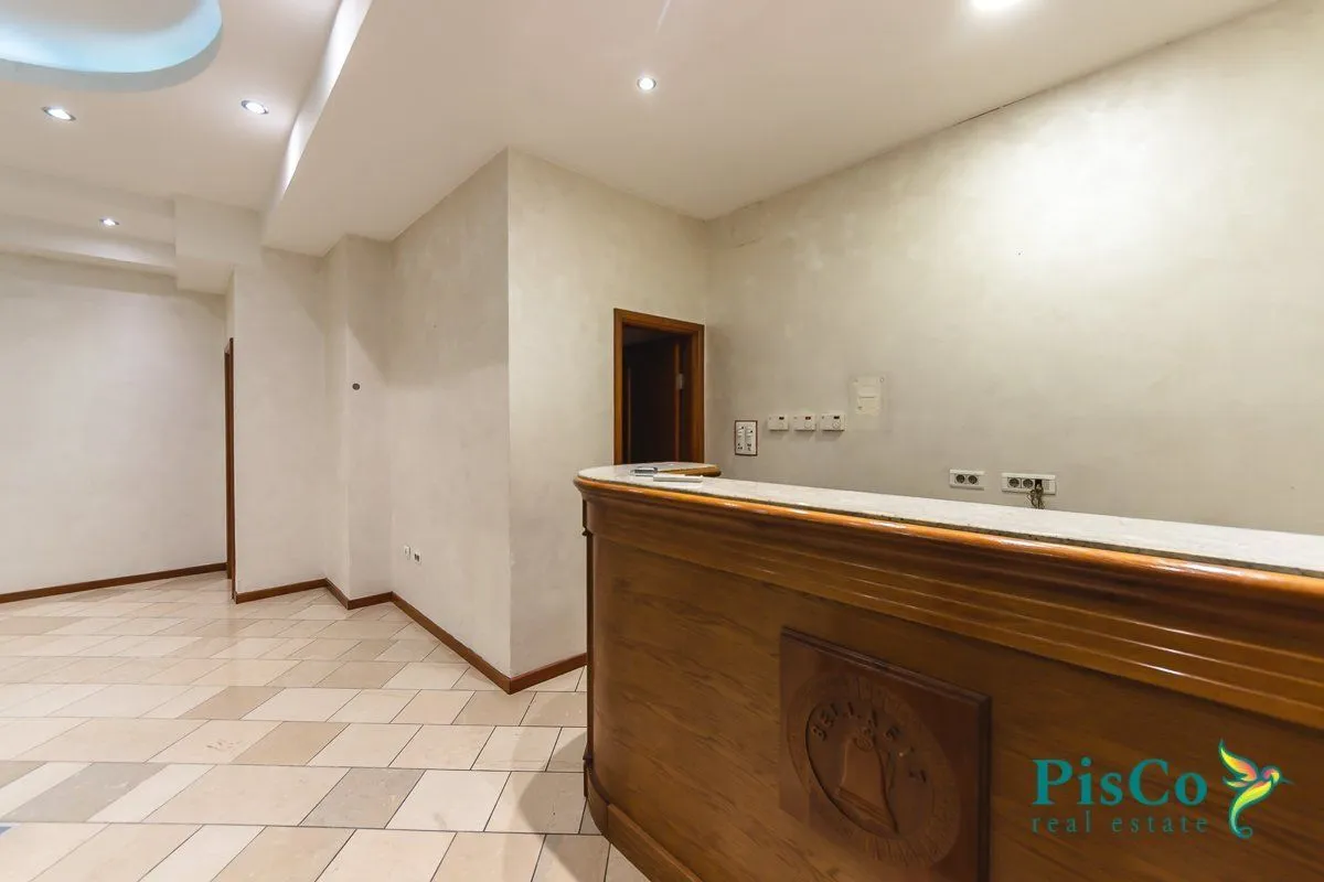 Rent, office space, 126m², Kruševac, Podgorica