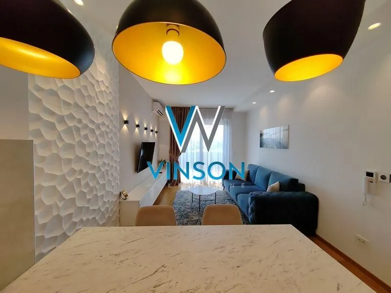 Izdavanje, jednosoban stan, 45m², Centar, Novi Sad