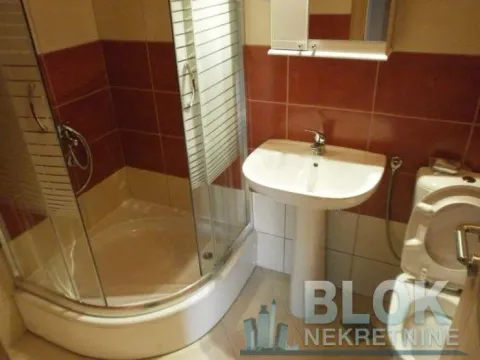 Rent, two bedroom apartment, 75m², Blok 9, Podgorica - image 9