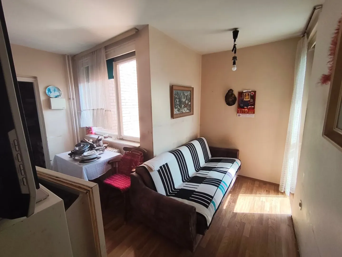 Prodaja, dvosoban stan, 59m², Centar, Loznica