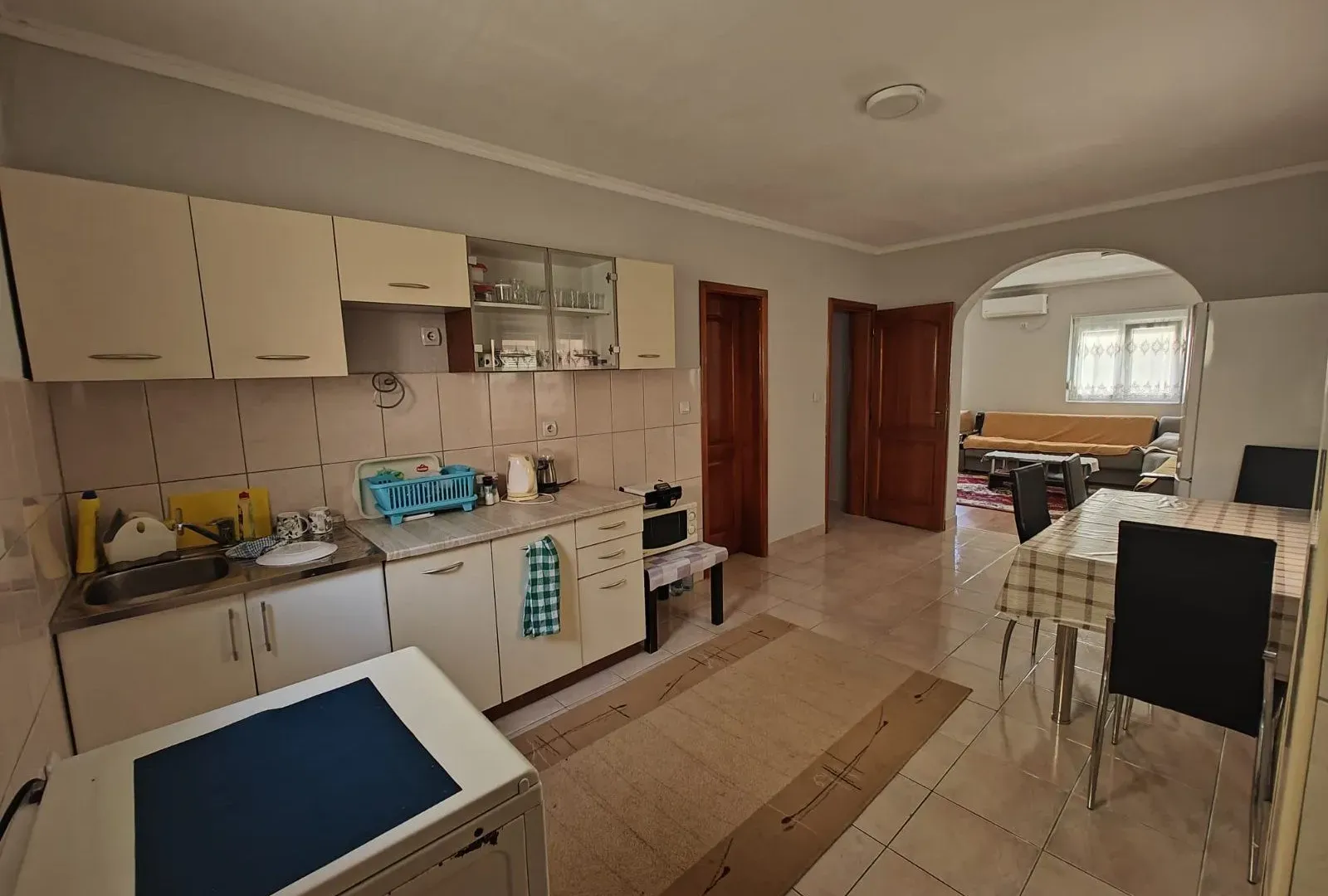 Prodaja, kuća, 370m², Šušanj, Bar