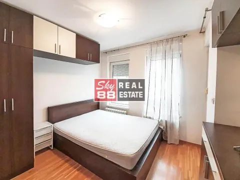 Sale, three bedroom apartment, 57m², Južni Bulevar, Vračar Sve Podlokacije - image 10
