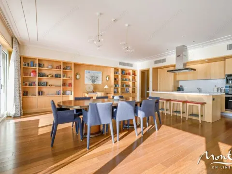 Prodaja, trosoban stan, 381m², Tivat, Crna Gora - image 11