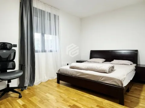 Rent, two bedroom apartment, 100m², Dalmatinska ulica, Podgorica - image 11