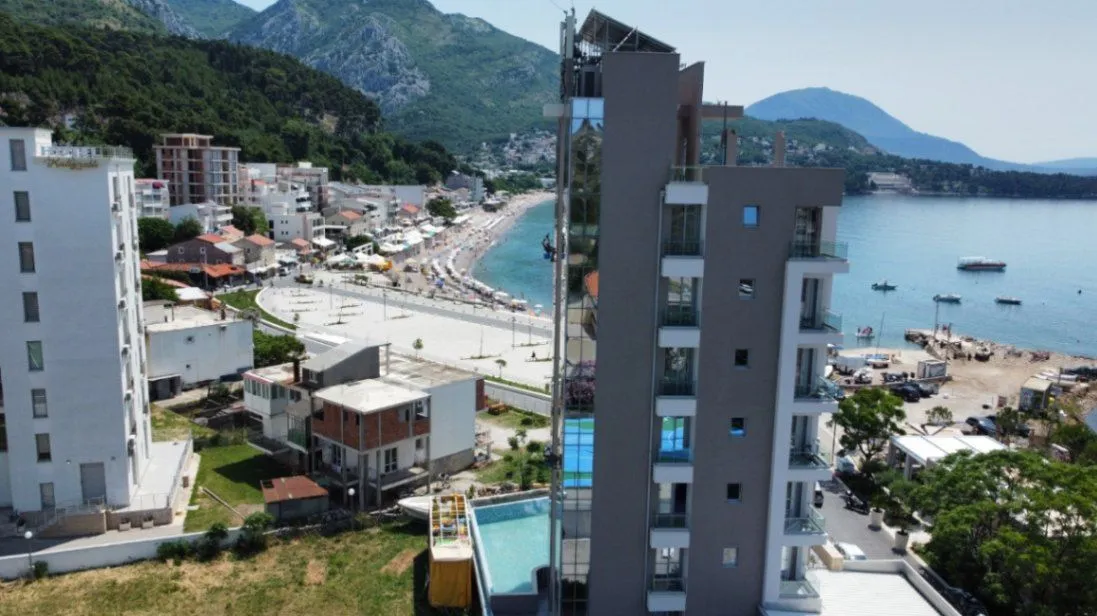 Sale, office space, 2500m², Sutomore, Bar