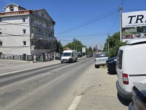 Izdavanje, dvosoban stan, 44m², Zvezdara, Zvezdara Sve Podlokacije - image 18