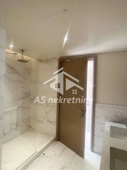 Rent, four bedroom apartment, 144m², Savski Venac, Beograd