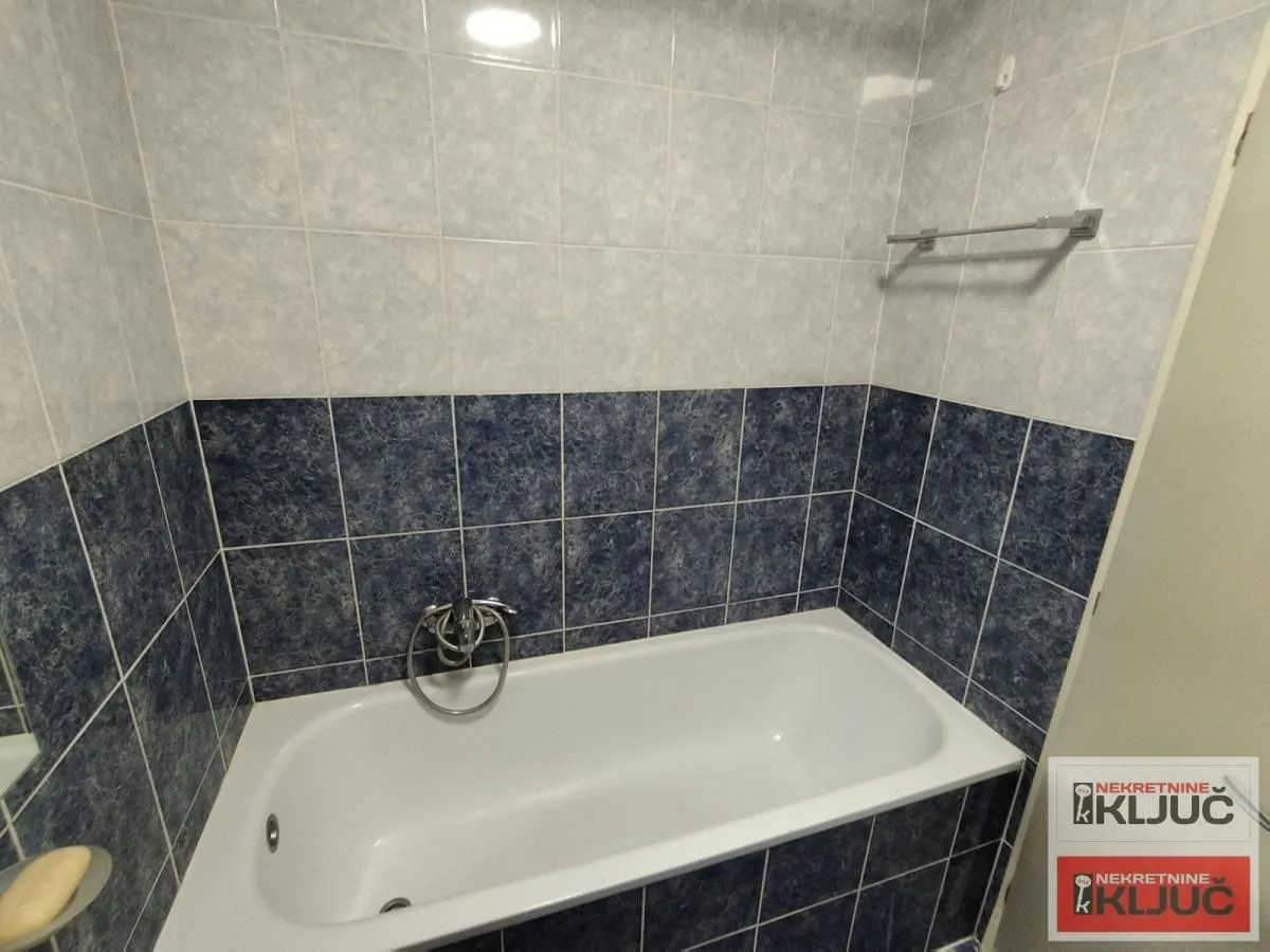 Izdavanje, dvosoban stan, 55m², Novo naselje, Novi Sad