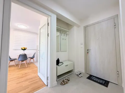 Izdavanje, dvosoban stan, 51m², Pobrežje, Podgorica - image 6