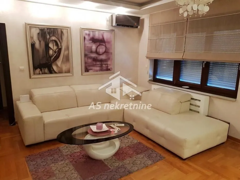 Izdavanje, trosoban stan, 75m², Fon (Fon - Bilećka), Voždovac Sve Podlokacije