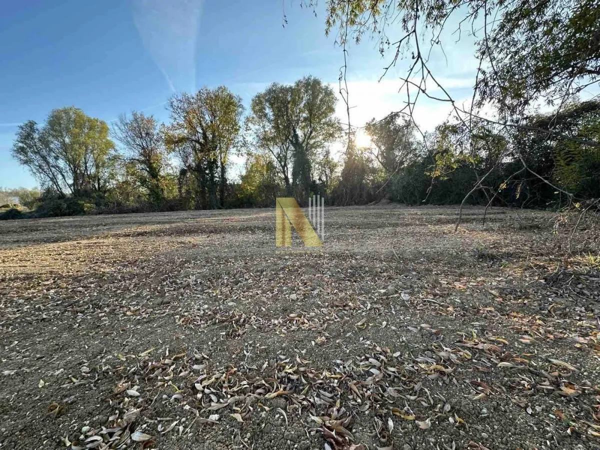 Prodaja, plac, 1700m², Alibegovac, Petrovaradin