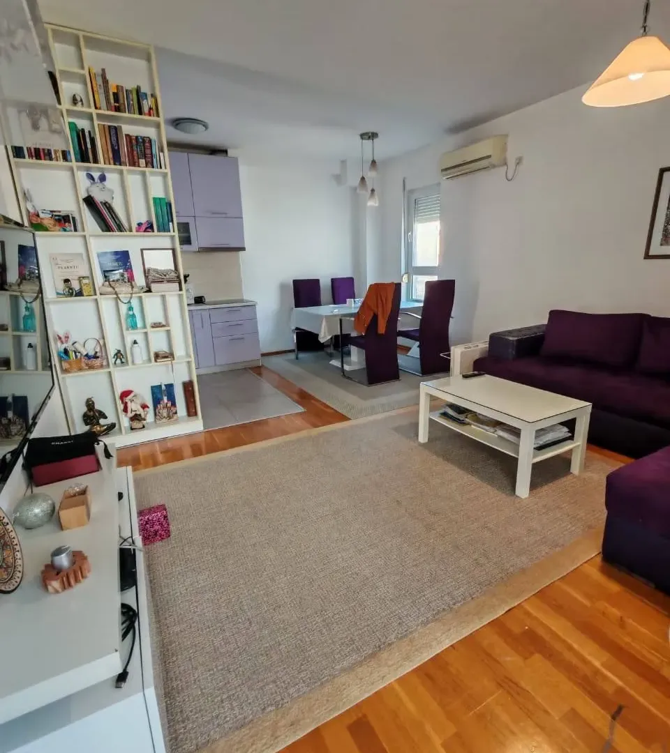 Rent, two bedroom apartment, 70m², Centar, Budva