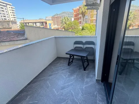 Rent, one bedroom apartment, 45m², Centar, Bar - image 2