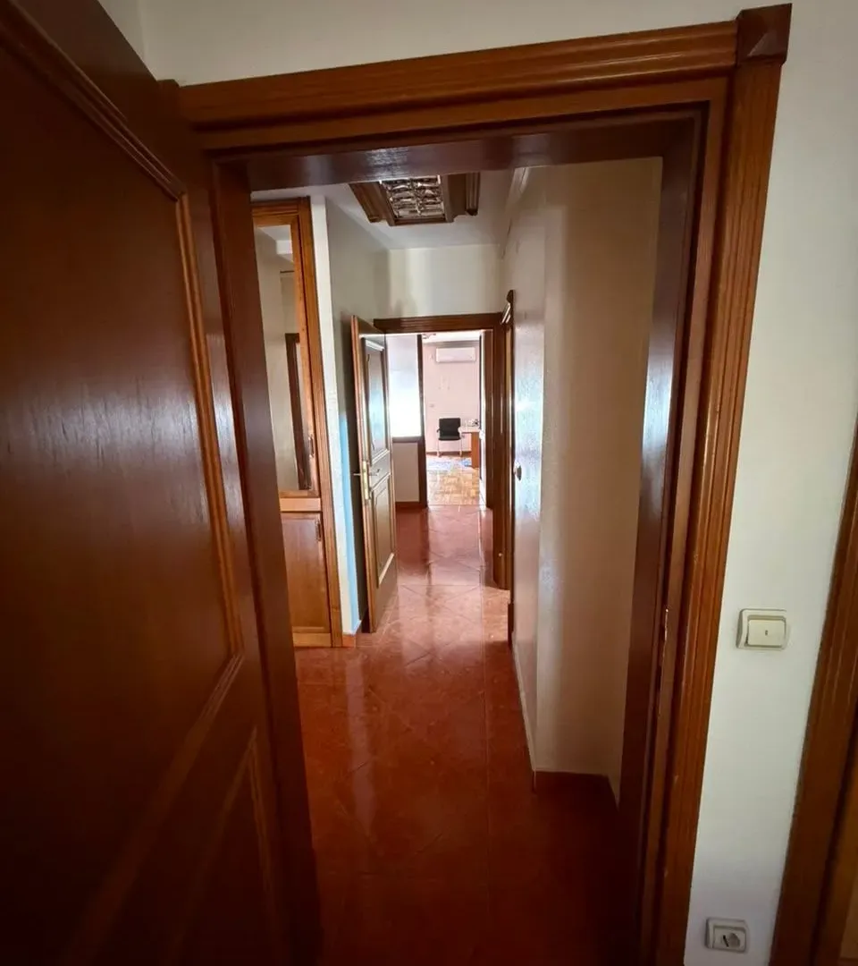 Rent, office space, 150m², Ljubović, Podgorica