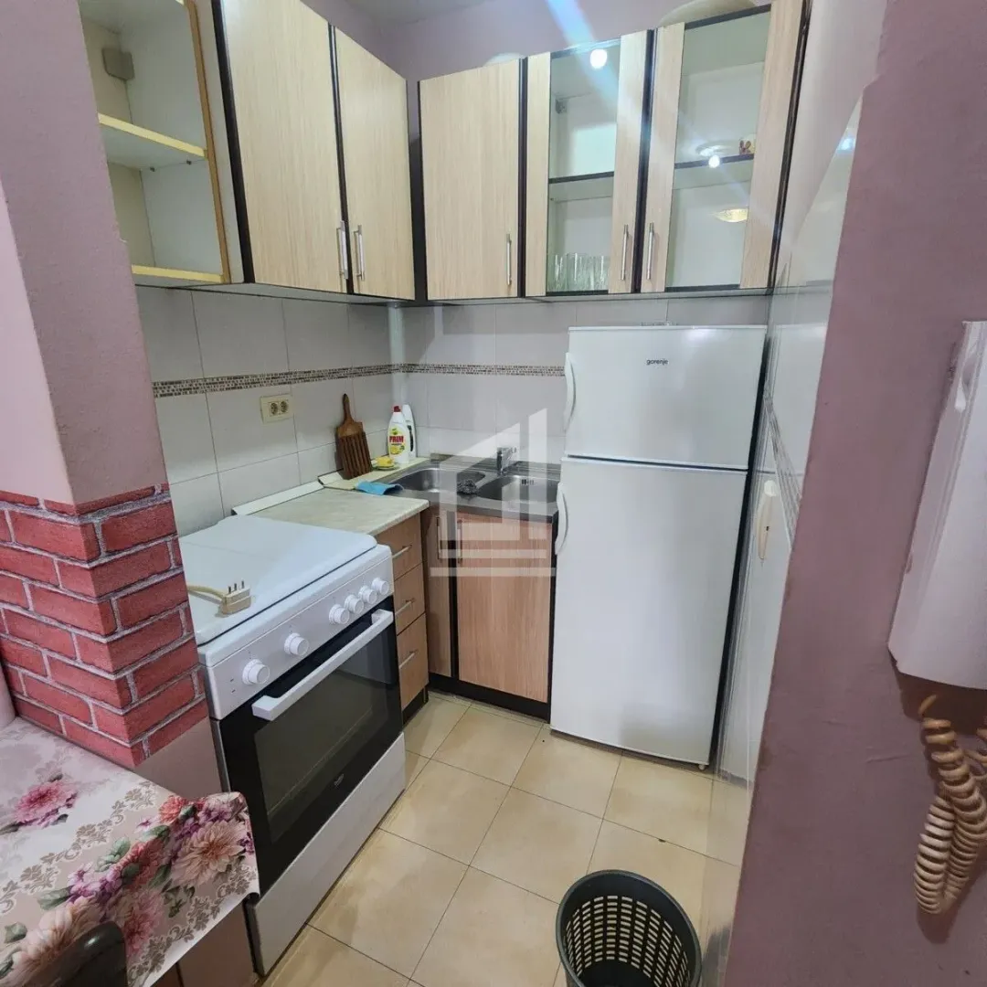 Rent, one bedroom apartment, 32m², Stari Aerodrom, Podgorica