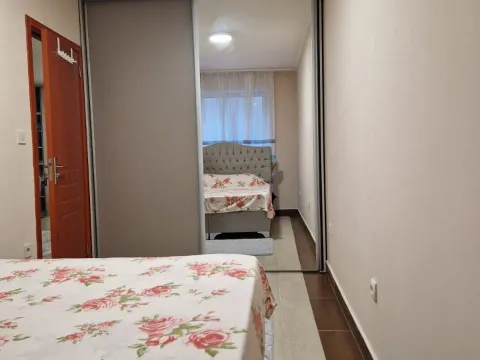 Izdavanje, jednosoban stan, 49m², Bečići, Budva - image 5