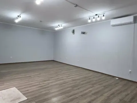 Izdavanje, poslovni prostor, 65m², Bezanijska Kosa 2, Bežanijska Kosa Sve Podlokacije - image 4