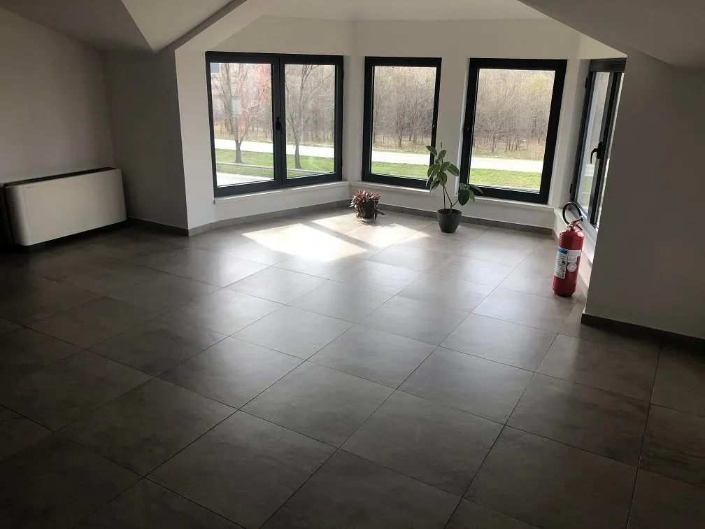 Rent, office space, 1600m², Zemun Sve Podlokacije, Beograd