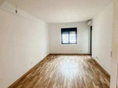 Prodaja, jednosoban stan, 58m², Zagorič, Podgorica - image 4