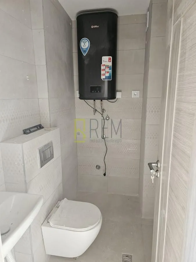 Sale, two bedroom apartment, 69m², Šušanj, Bar