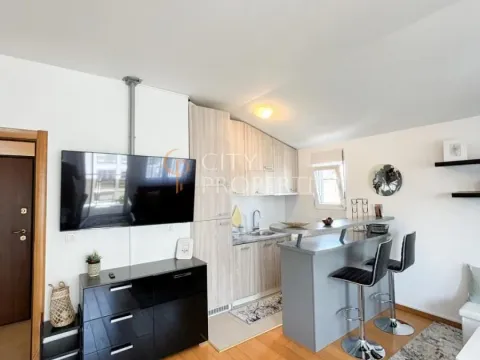 Rent, apartment, 50m², Blok 6, Podgorica - image 5