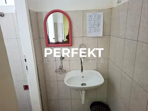 Izdavanje, poslovni prostor, 60m², Centar, Pančevo - image 4